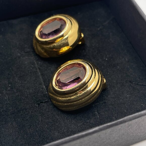 Vendome Clip On Earrings - Picture 5 of 7